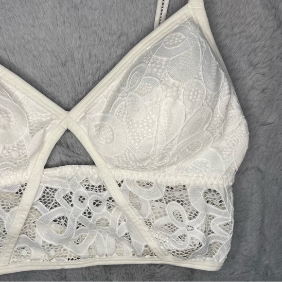Gilly Hicks White Longline Crochet Lace Bralette Medium - Picture 2 of 8